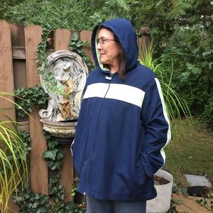 Lime and Navy 18W-20W Danskin Now lightweight jacket w lime green meshlined hood